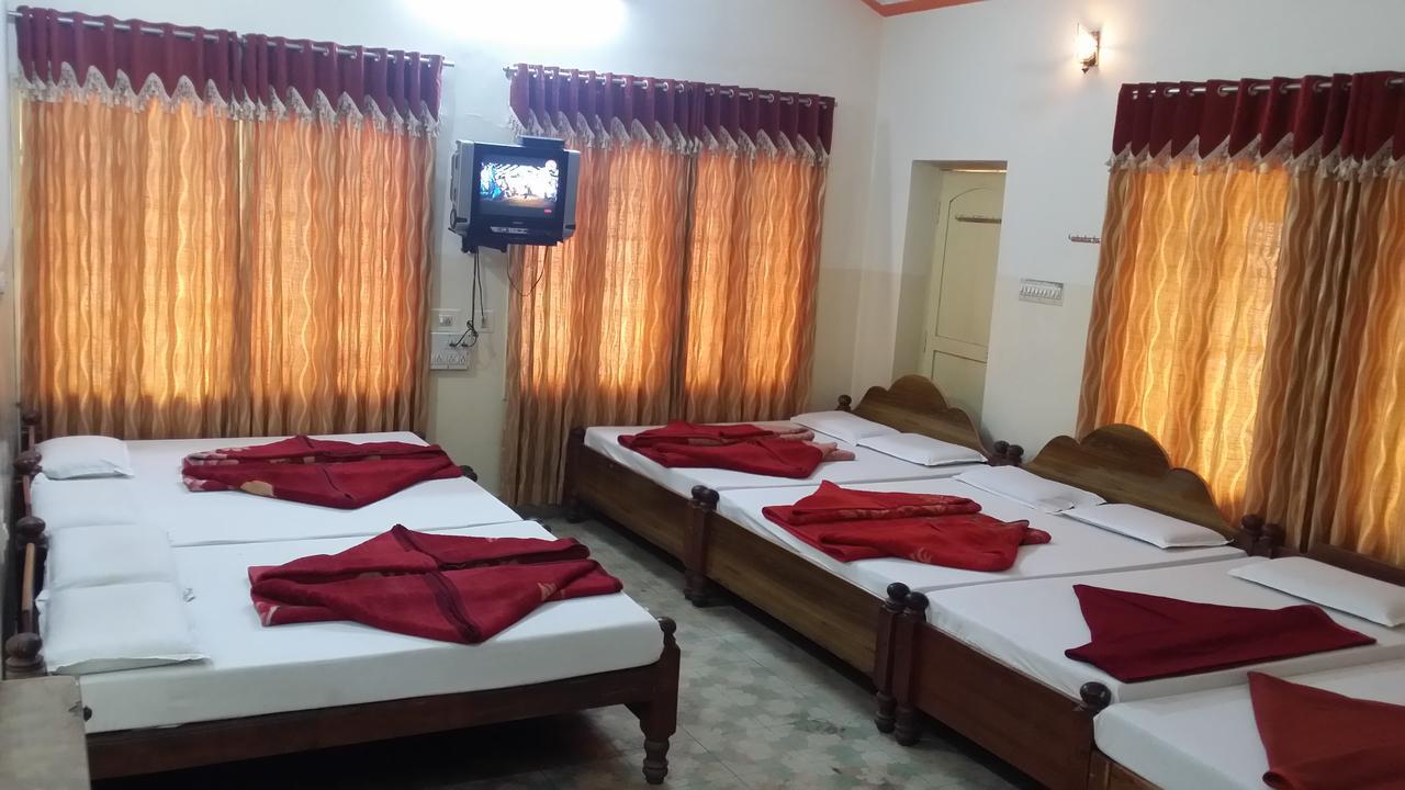 N K F Residency Villa Mysore Luaran gambar